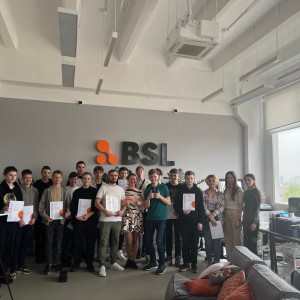 Наши резиденты проходят стажировку в IT-компании BSL - Школа программирования для детей, компьютерные курсы для школьников, начинающих и подростков - KIBERone г. Брест